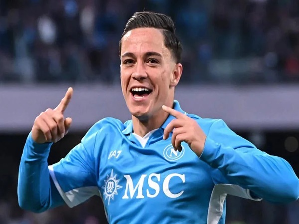 Atletico Madrid Terus Aktif Usahakan Transfer Penyerang Napoli